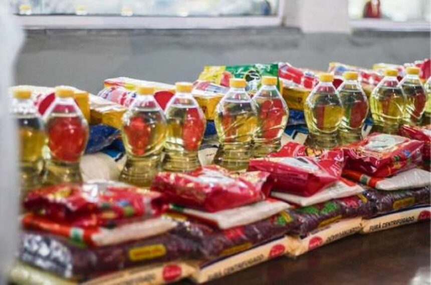Programa Alimento Solidário entrega cestas básicas às famílias em vulnerabilidade social do município