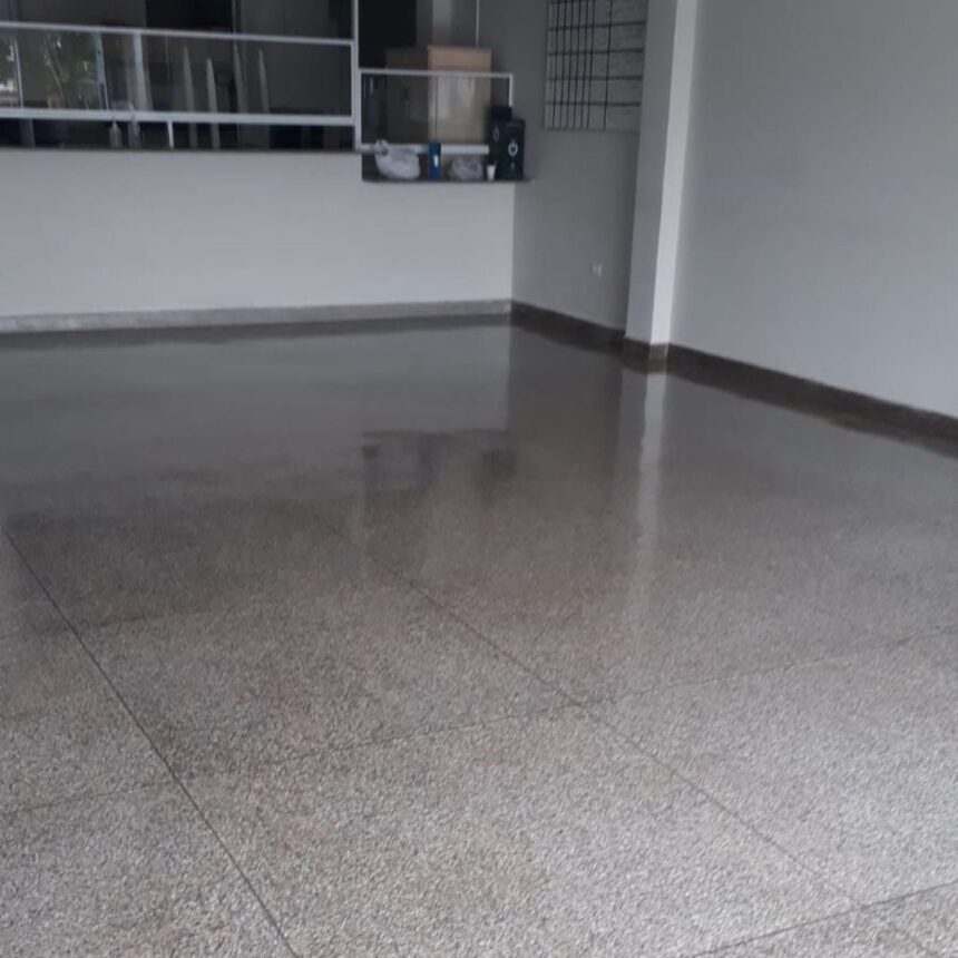 Ambulatório recebe tratamento de impermeabilização do piso