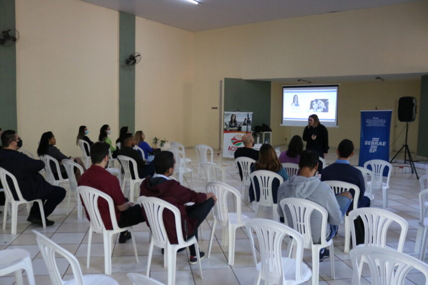 3ª edição do Café com Negócios reúne empresários do município