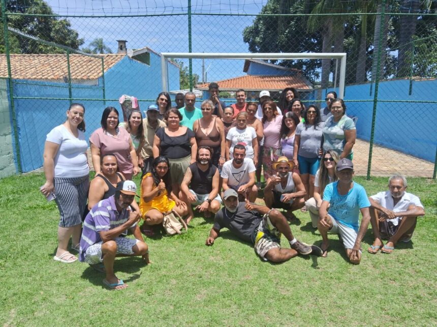 Assistidos e funcionários do CAPS I Cuidar participam de confraternização